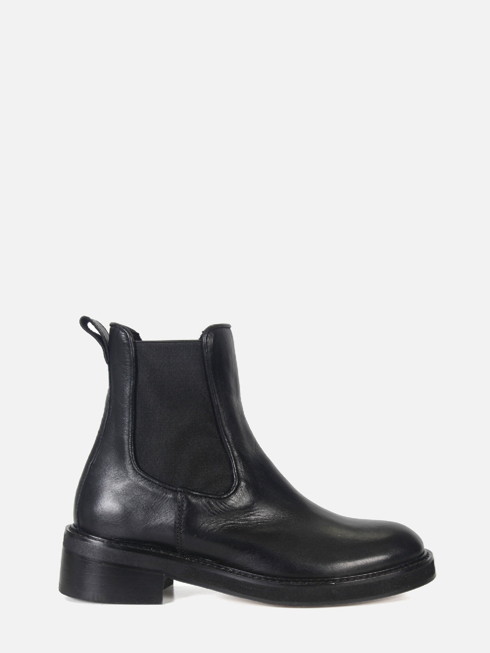BOTA NANDA PRETO