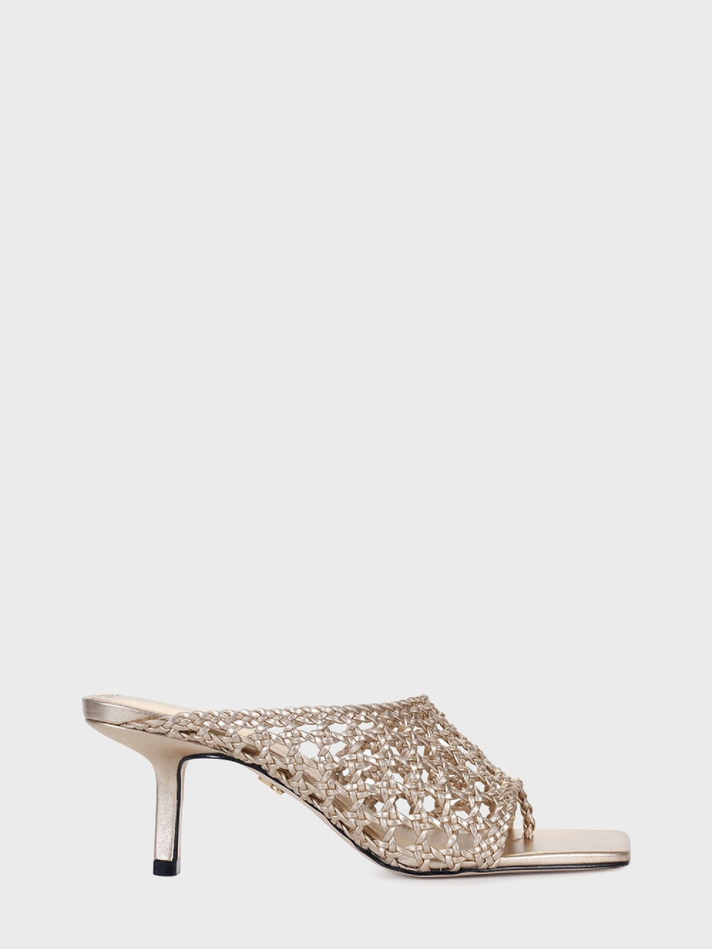 MULE GRETA SATURNO