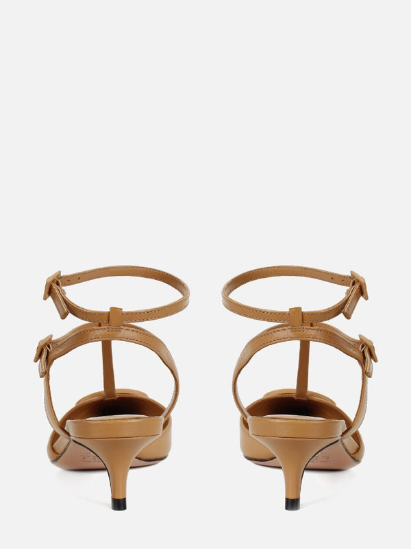 SCARPIN EM COURO PAULA DOCE DE LEITE LOGO