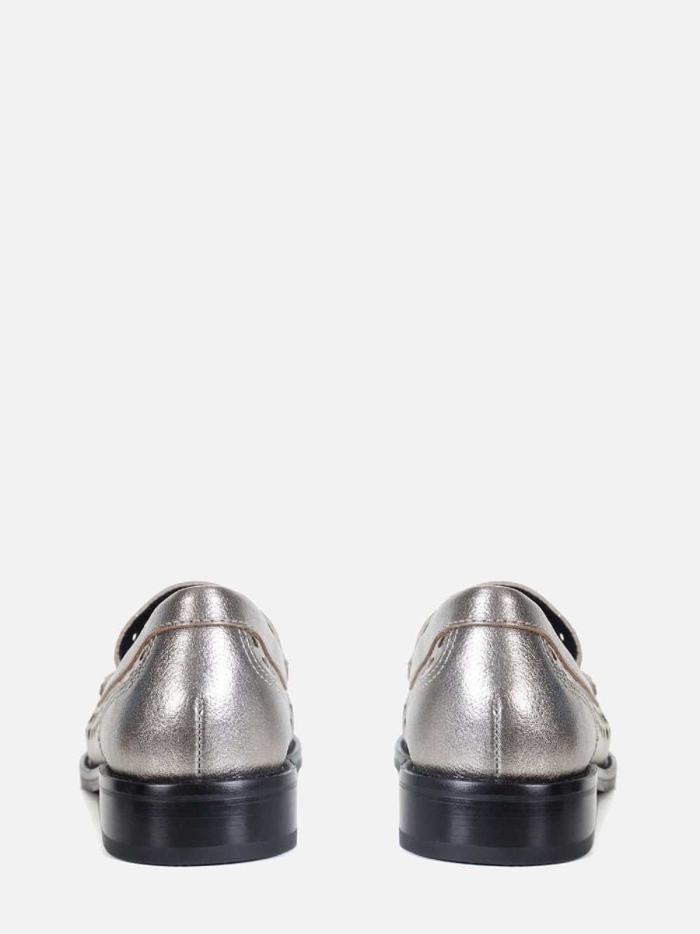 MOCASSIM EM COURO DORIS PRATA VELHO PERFUROS