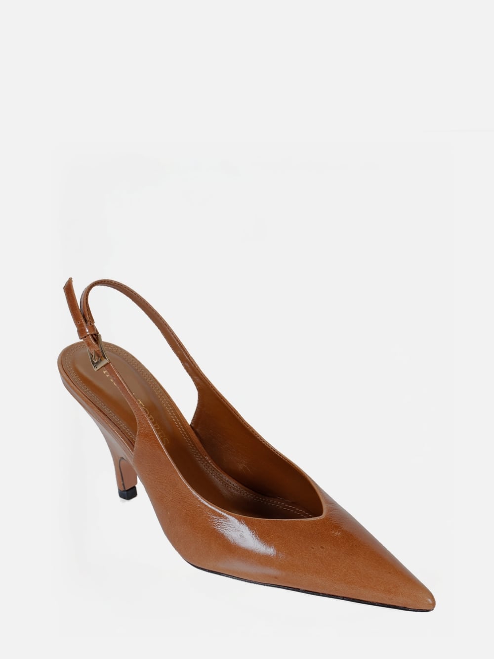 SCARPIN EM COURO OLGA CANELA SALTO MÉDIO