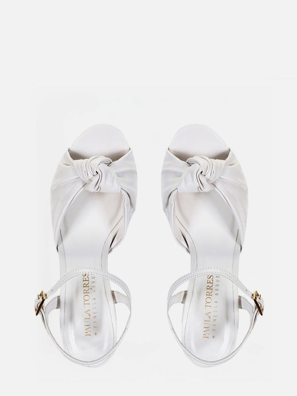 SANDÁLIA EM COURO FRIDA OFF WHITE PLATAFORMA