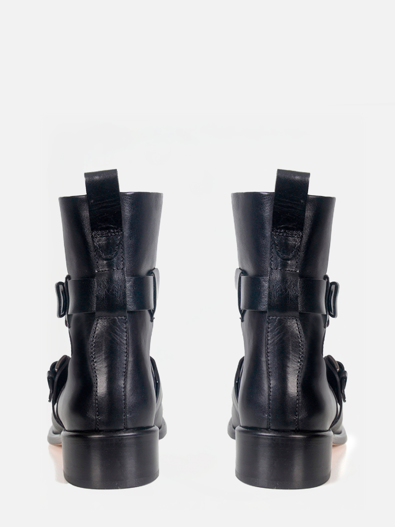 BOTA NORA PRETO