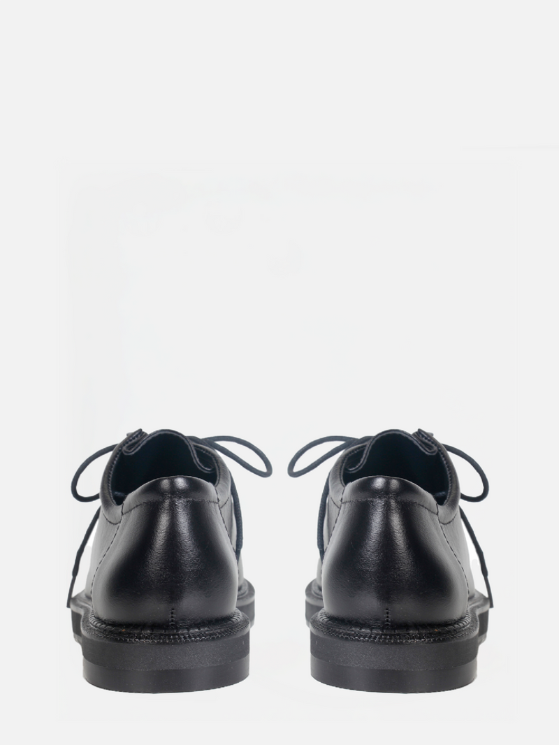 MOCASSIM EM COURO JACKIE PRETO WALLABEE