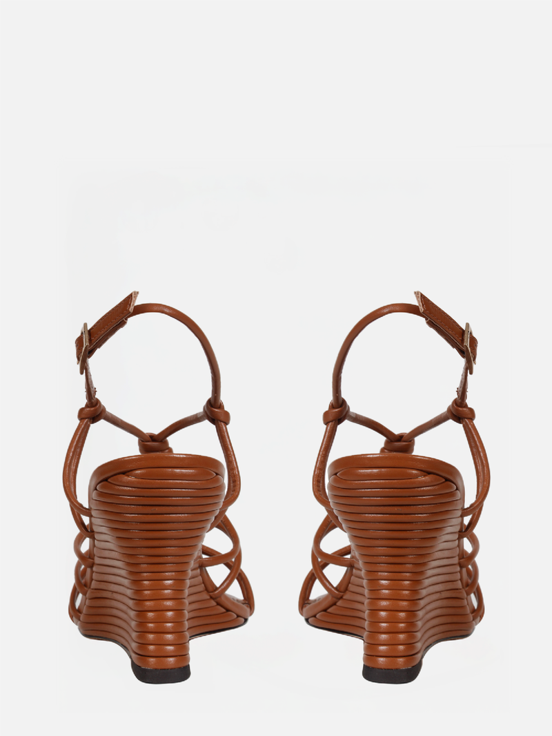 ANABELA KENDAL APPLE