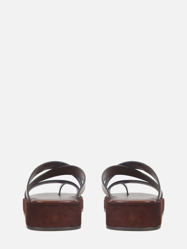 FLATFORM EM COURO CARRIE CHOCOLATE
