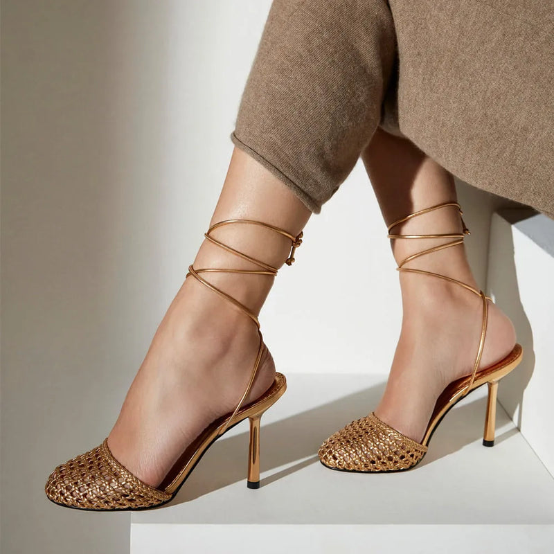 SCARPIN GRETA OURO