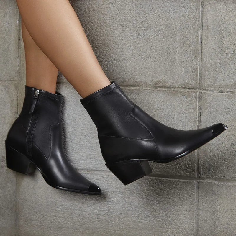 BOTA CLEO PRETO