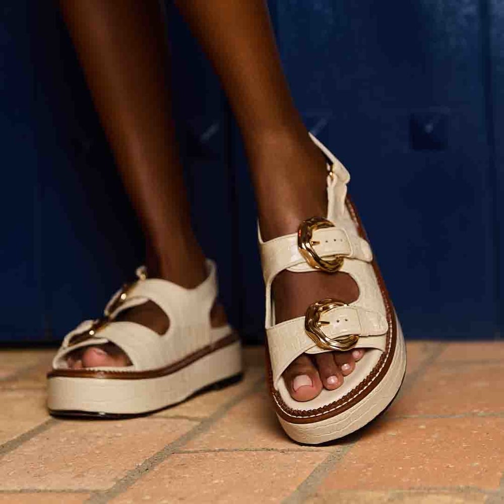 FLATFORM LAVÍNIA BAUNILHA