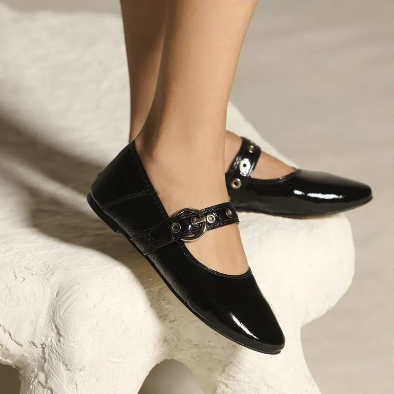 SAPATILHA CLOE PRETO