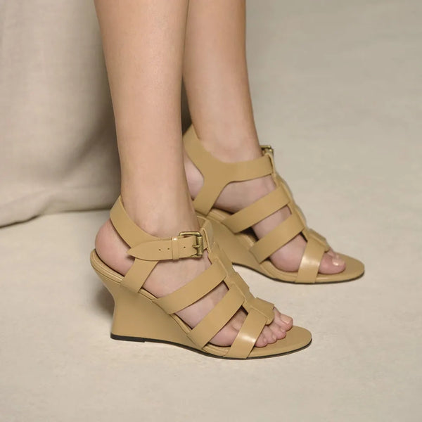 ANABELA MADSON SAFARI