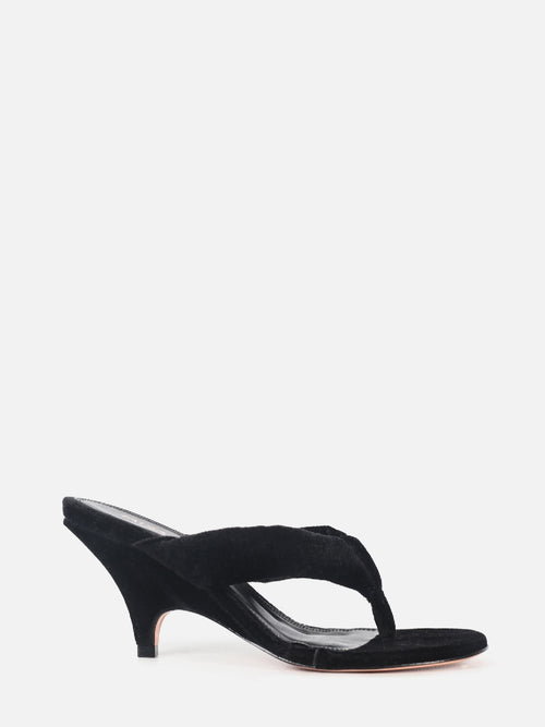 MULE DE VELVET PRETO SALTO MÉDIO
