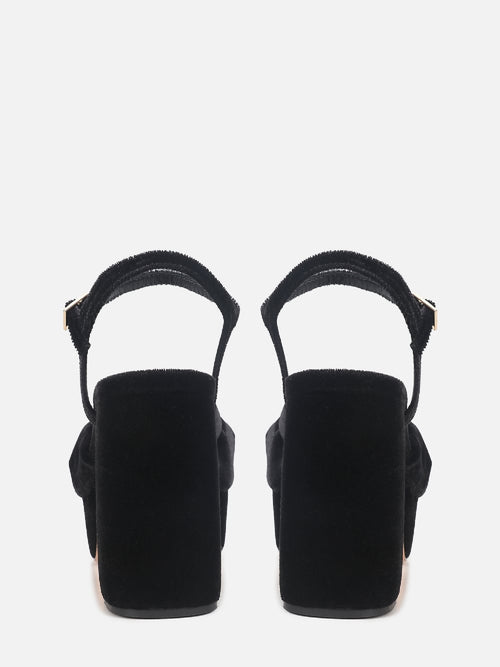 SANDÁLIA DE FRIDA VELVET PRETO PLATAFORMA