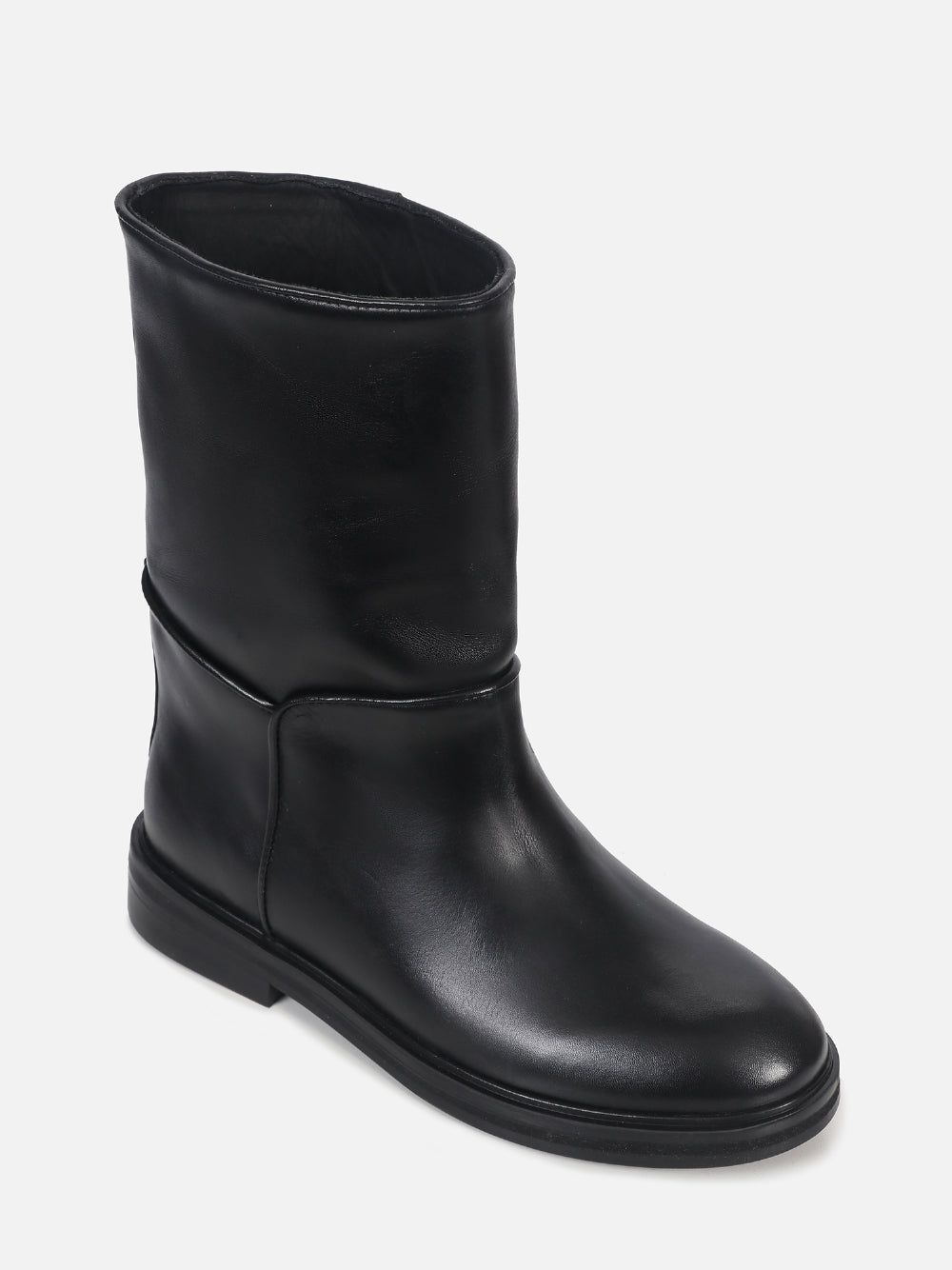 BOTA DE COURO TEODORA PRETO CANO MÉDIO