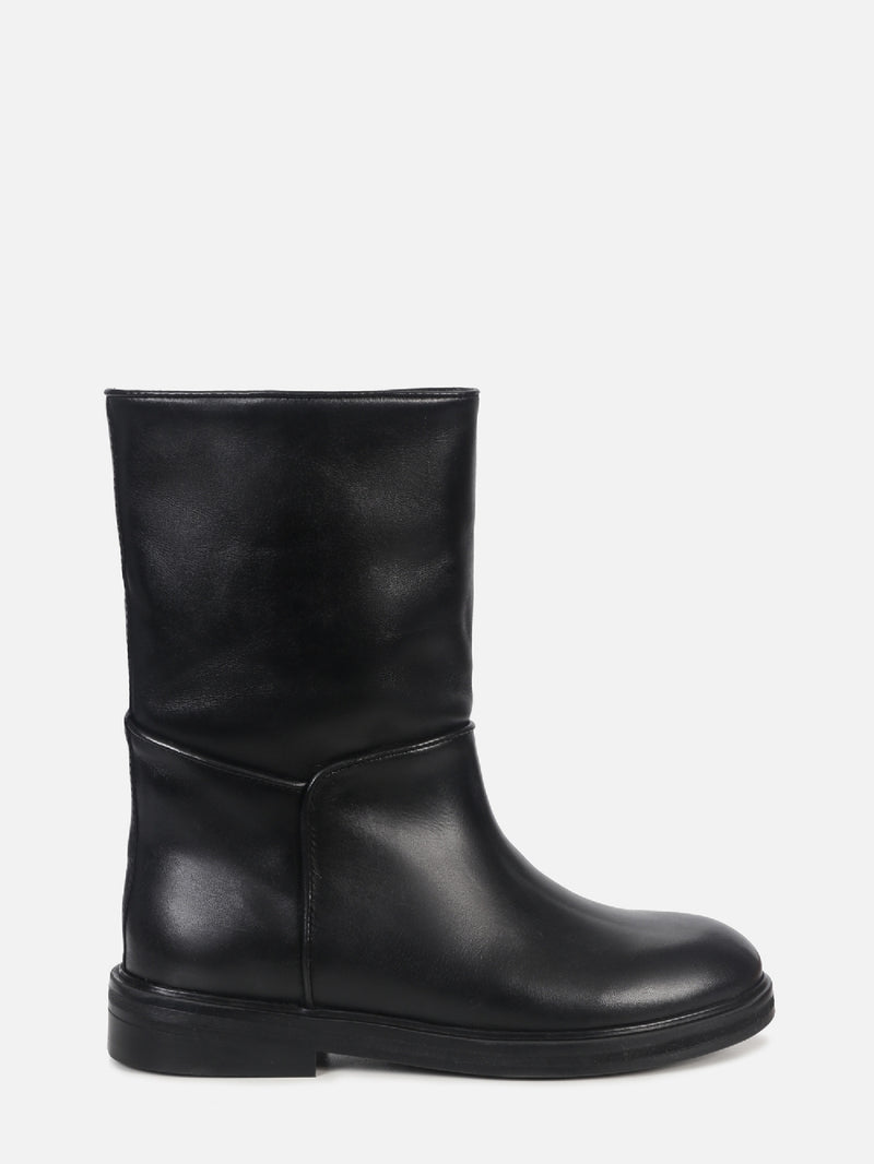 BOTA DE COURO TEODORA PRETO CANO MÉDIO