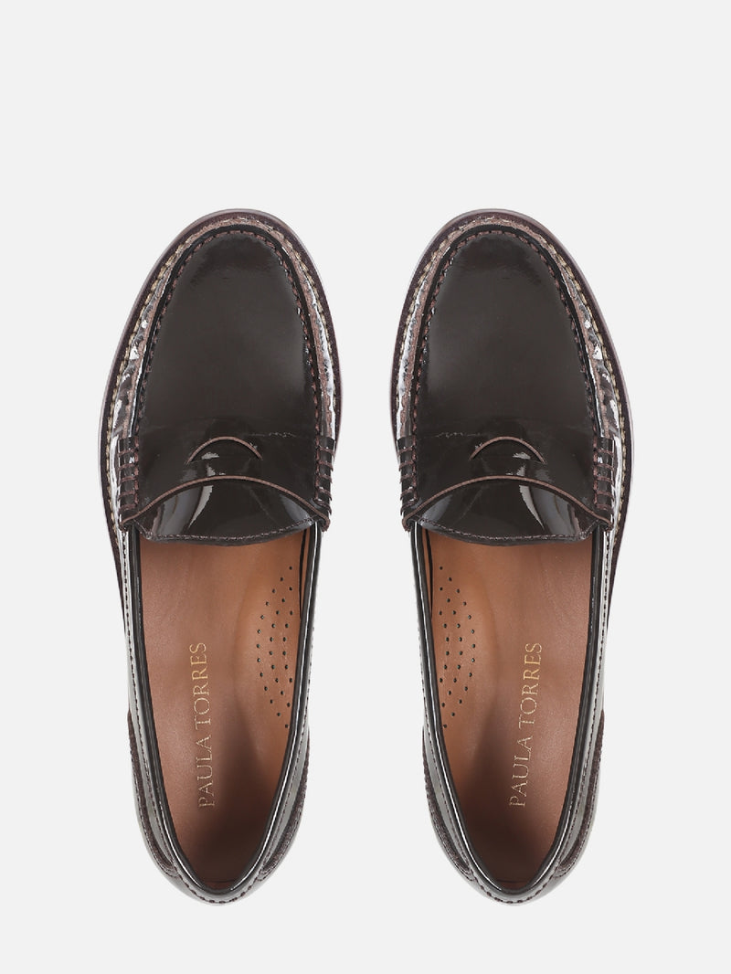 MOCASSIM DE COURO VERNIZ LIZ CAFÉ