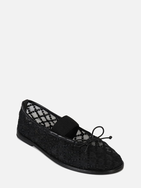 SAPATILHA EM TELA BORBADA VALENTINA PRETO MARY JANE