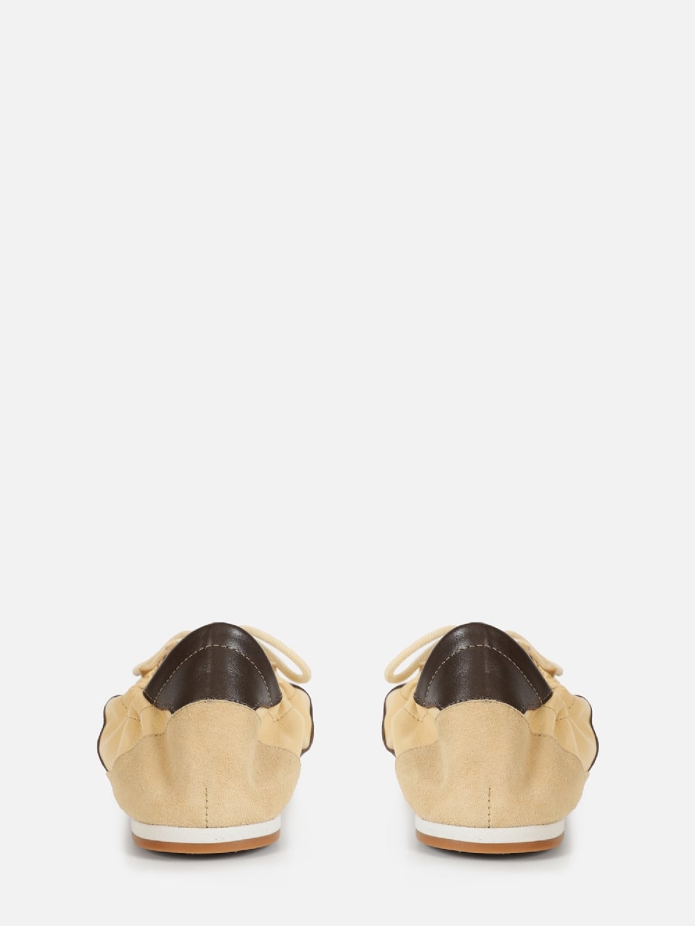 TÊNIS SNEAKERINA JOLIE EM COURO LIGHT BUTTER AMARRAÇÃO