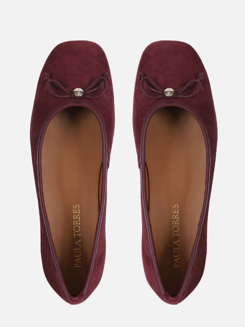 SAPATILHA EM CAMURÇA LILA BURGUNDY BICO QUADRADO