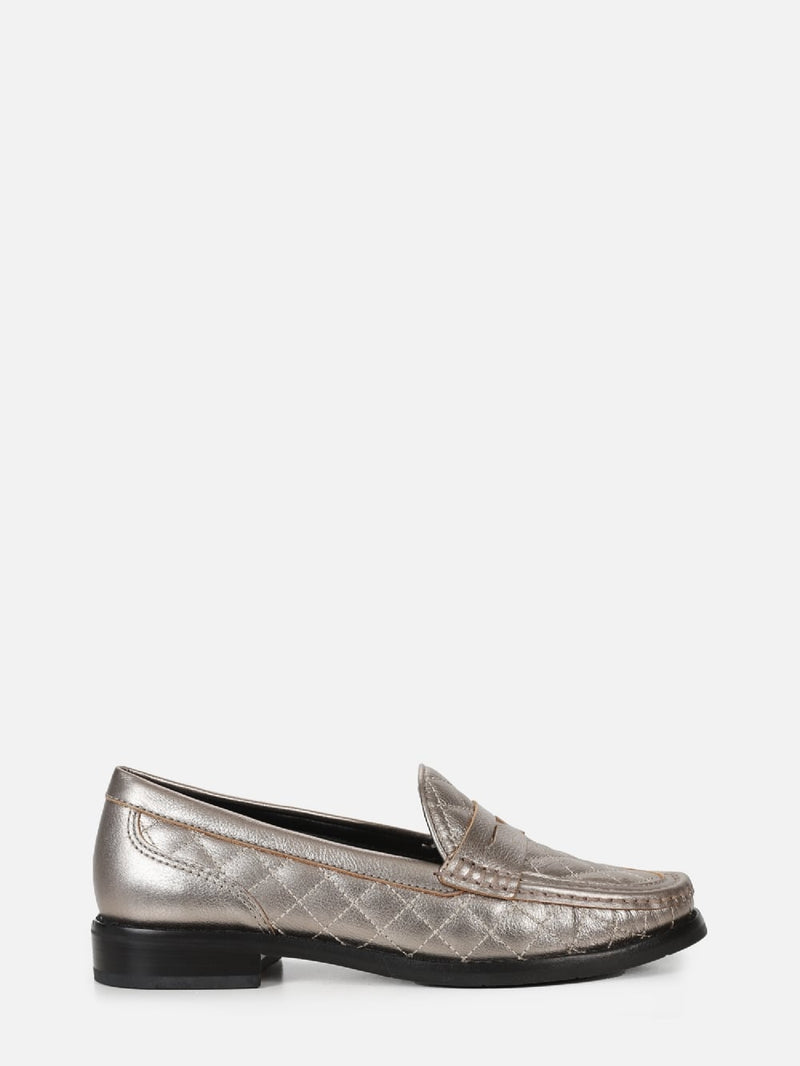 MOCASSIM EM COURO METALIZADO ELISE PRATA VELHO