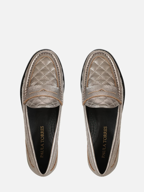 MOCASSIM EM COURO METALIZADO ELISE PRATA VELHO