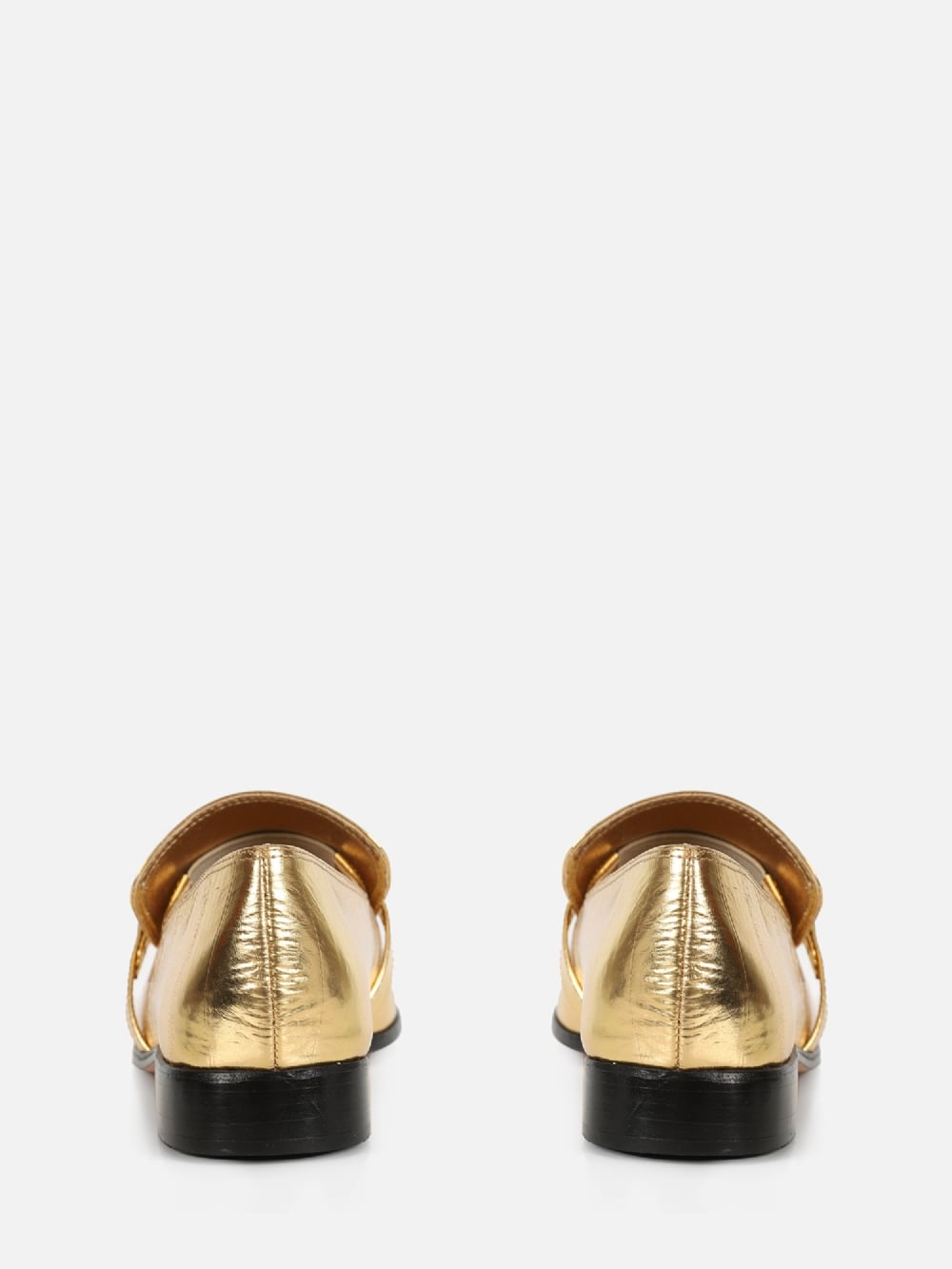 MOCASSIM EM COURO METALIZADO CHIARA OURO BICO QUADRADO