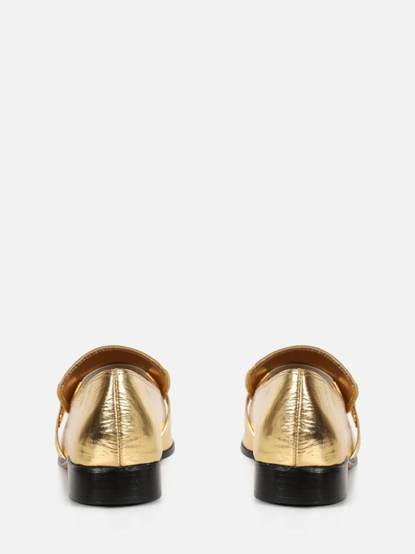 MOCASSIM EM COURO METALIZADO CHIARA OURO BICO QUADRADO