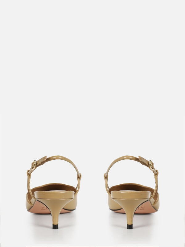 SCARPIN EM COURO CASSIE SAFARI SALTO BAIXO