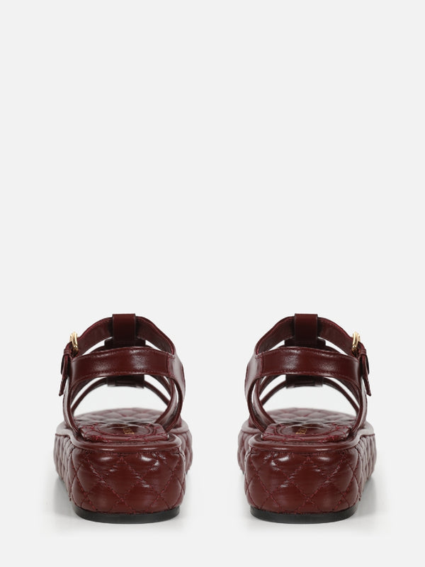 FLATFORM EM COURO ELISE BURGUNDY COM MATELASSÊ