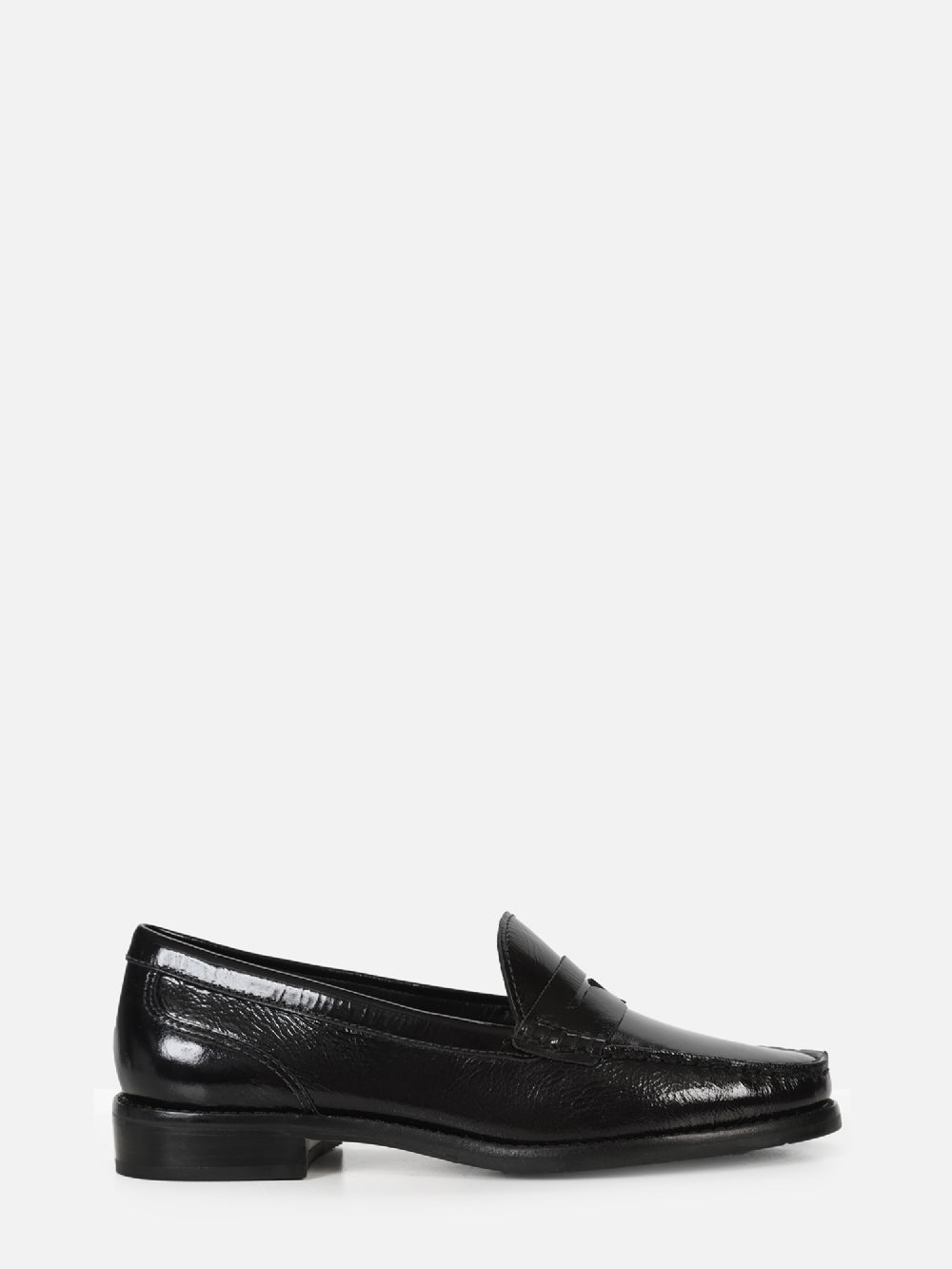MOCASSIM EM COURO CASSIE PRETO