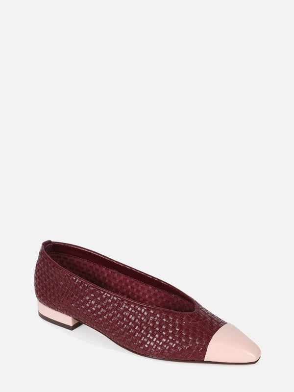 SAPATILHA EM COURO ALICIA BURGUNDY TRESSE BIQUERA