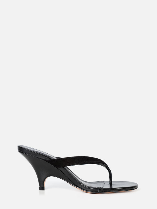 MULE HELENA PRETO