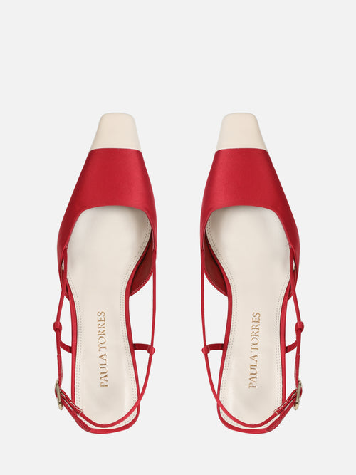 SCARPIN EM CETIM DUO VERMELHO COM BIQUEIRA EM VERNIZ