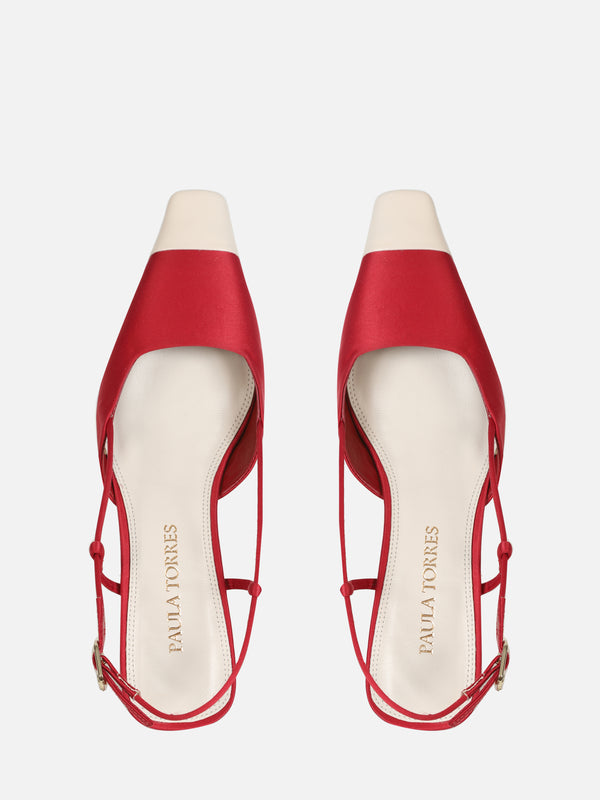SCARPIN EM CETIM DUO VERMELHO COM BIQUEIRA EM VERNIZ
