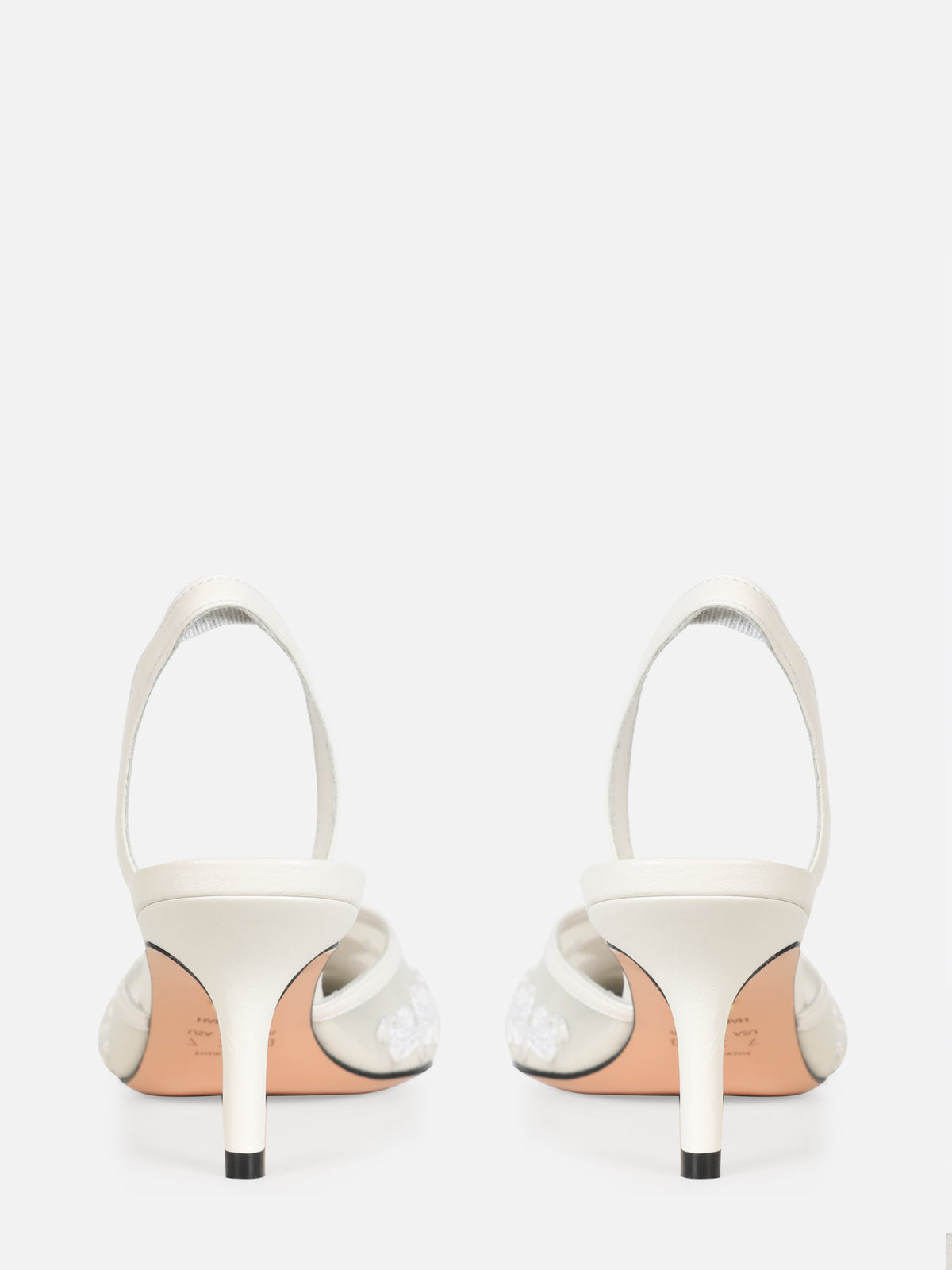 SCARPIN EM TELA BORBADA BELLE OFF WHITE SALTO MÉDIO FINO